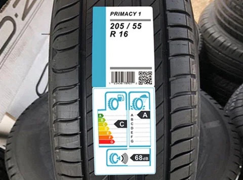 As etiquetas adesivas de pneus Jinya podem suportar condições climáticas adversas?